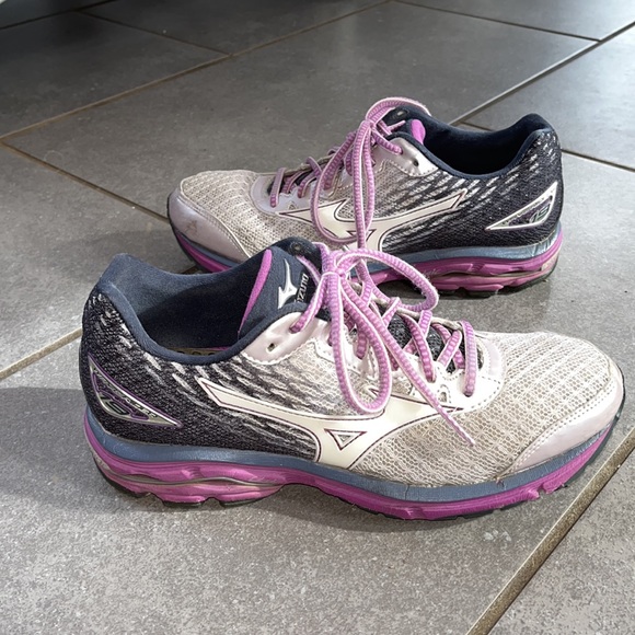 Mizuno Wave Rider 19 womens running shoes - Picture 3 of 9